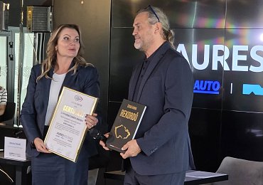 AAA Auto prodalo nejvíce vozů ze všech prodejců v Česku a zapsalo se do České knihy rekordů