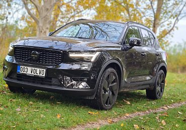 Volvo XC40 B4 aneb nestárnoucí "Blek"