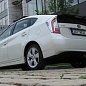 Ojetá hybridní Toyota Prius je na trhu už skoro 23 let. V bazarech ale o ní moc zájem není